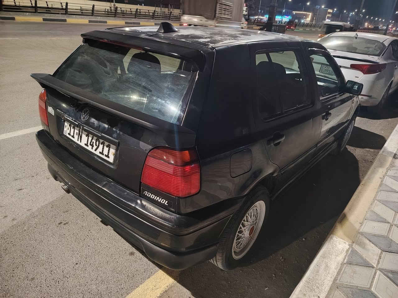 سلام عليكم شباب سياره كولف موديل ٩٣ مكينه الفين نوزل
مابيها نقص سياره بسمي واحولك اي وقت سعر مناسب بهيج نضافه 
سعرها ٤٧ وبيها مجال مكاني سبعة نيسان  
***********
