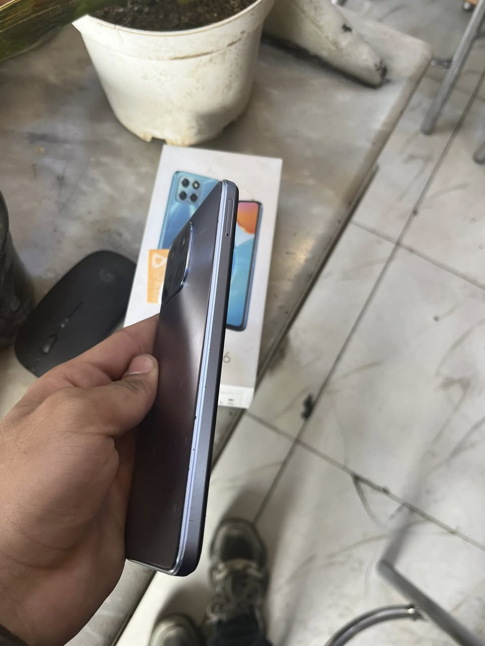 هونر X6 ذاكره 128 شغال مابي شي ما مفتوح فقط بي ضربه بشاشه ما ماثره عل لمس يشتغل طبيعي سعره 50 الف غراضه بس كارتونه مكانه كربلاء حي لعامل***********
