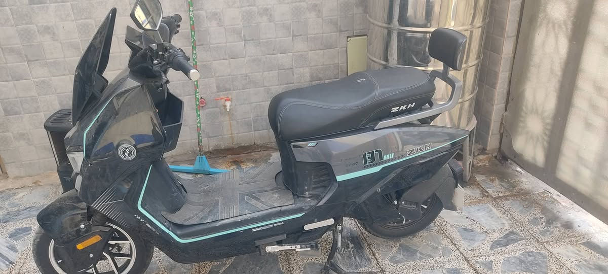 دراجه شحن 1B سكنس نظافتها 95% ست بطاريات ملف مالها نحاس ملفها 2000
بغداد الضباط قرب مدرسة زين القوس 
اتصال على صاحب هذه الصفحه او الرقم التالي 
***********
