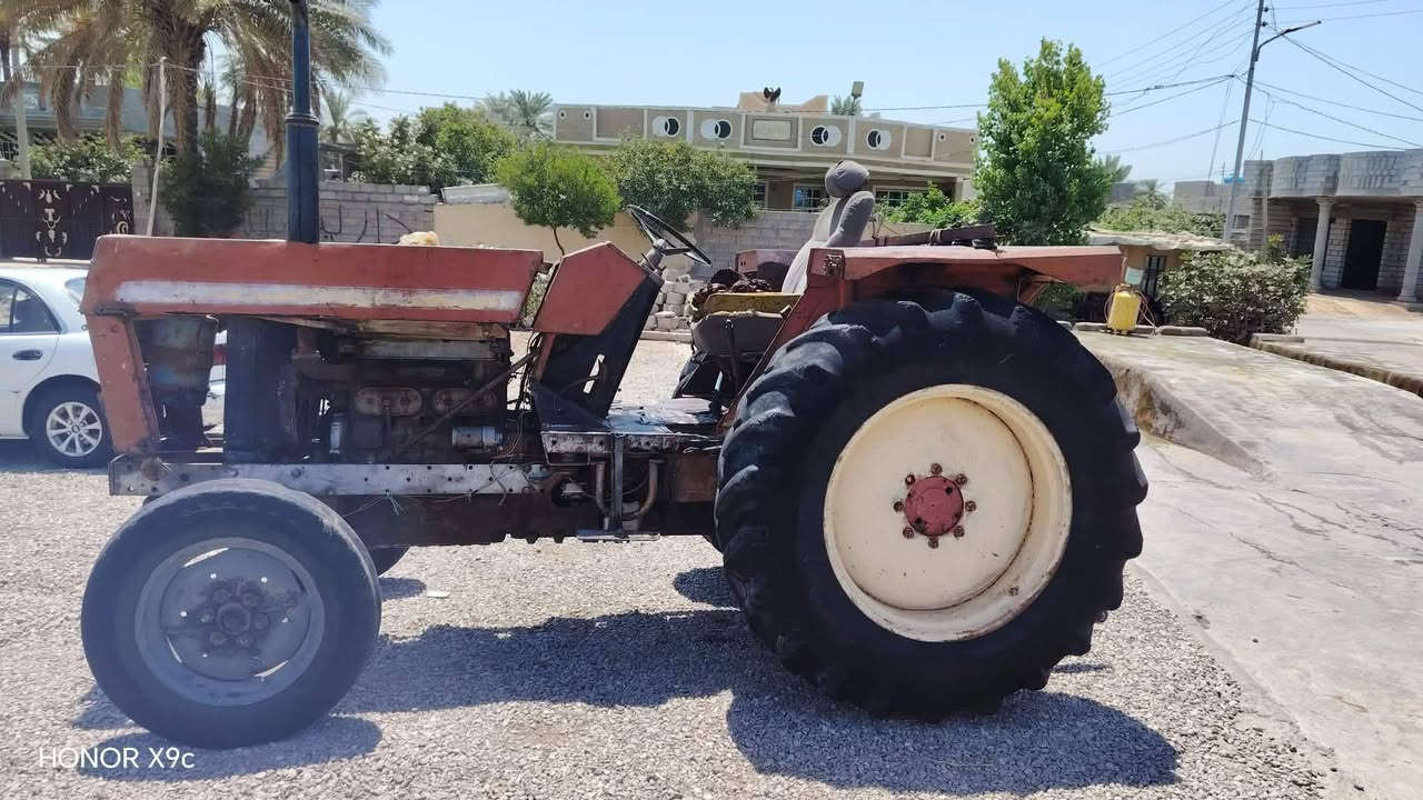 من رخصت الادمن السلام عليكم مكينه عنتر 80للبيع بيه كتاب مزاد محرك مكفول كير جديد هدروليك تايرات نص عمر باتري مابيه العنوان ديالى الخالص التحويله السعر/***********/
