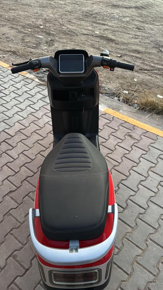 دراجه شحن للبيع  دراجه خير من الله مابيه اي نقص كارت شاشه تشغيل وانطفاء وباقي المواصفات خير من الله 
مكاني #ديالى  مراح اكتب السعر لين اكو ناس متخاف الله  الاستفسار ع هذا الرقم ***********
