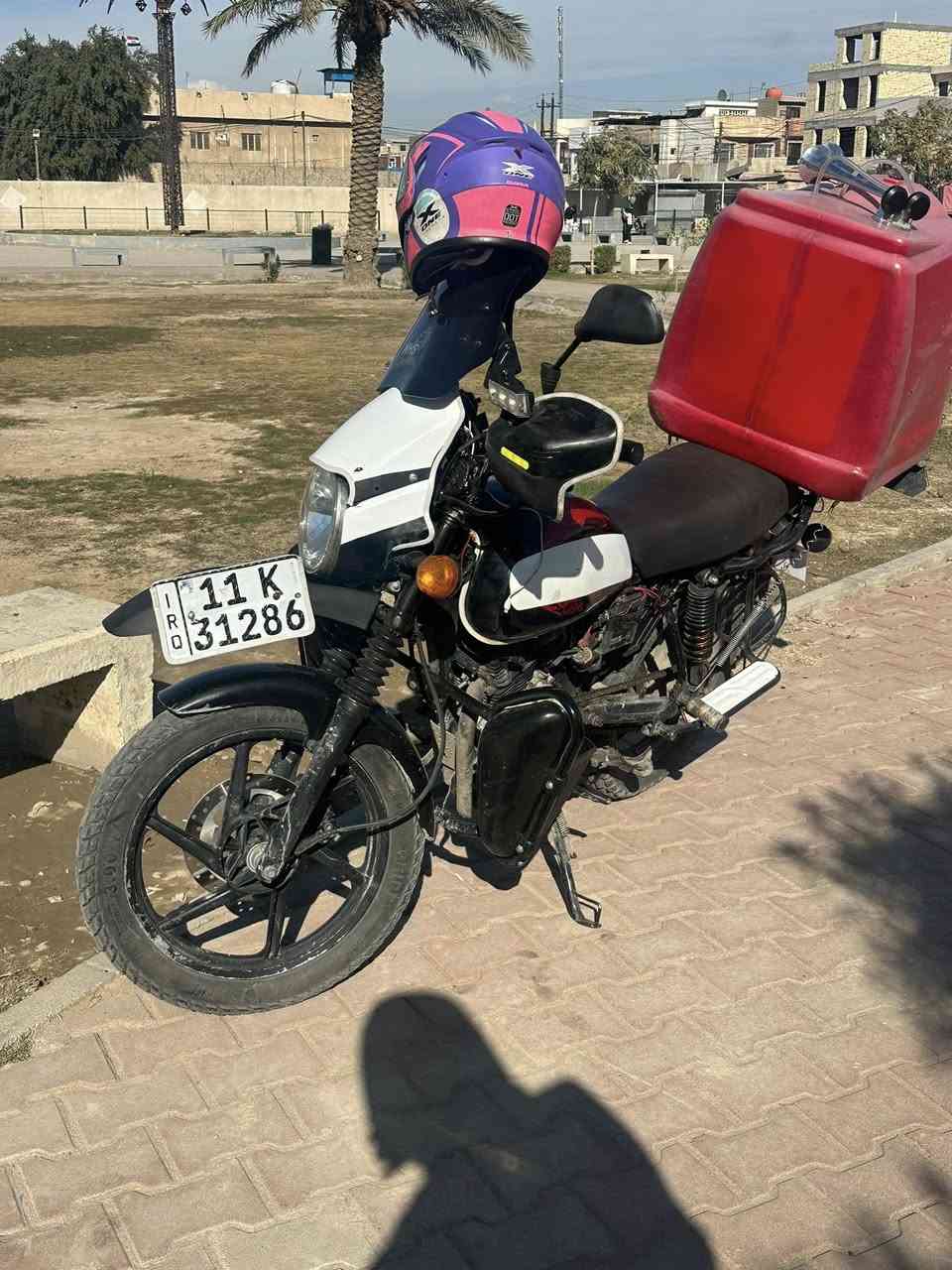 للبيع بوكسر 2022 الدراجه نضيفه كلش شوفه عينك
رقم وسنويه باسمي تحويل ثاني يوم
مجفت مره وحده تجفيت شركه 
مابيها نقص تشغل وتطلع على باب الله 
السعر مليونين وبيها مجال قليل كلش 
*********** بغداد حي العامل
