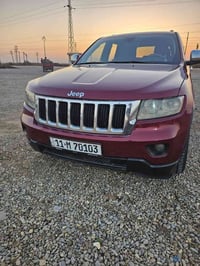 موديل ٢٠١٢ • ماشيه ١٣٨ الف • محرك جديد