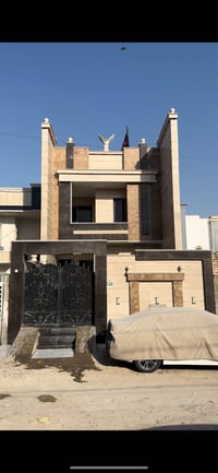 اللهم صلي على محمد وآل محمد  مساحه 200متر.  سعره 230. فول مودرن البناء...