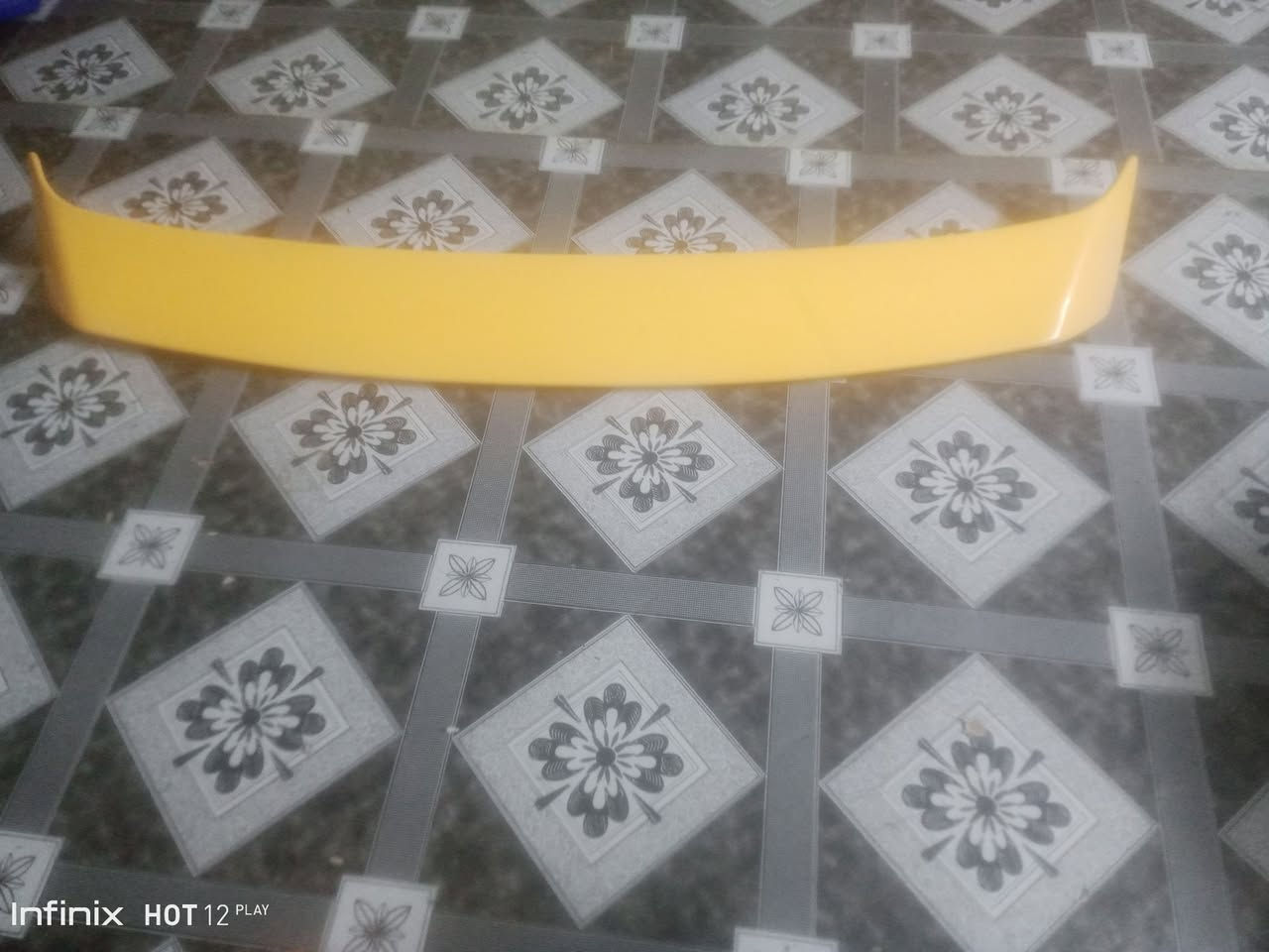 سبايدر جنطه كورلا للبيع 
وشاشه 
***********
