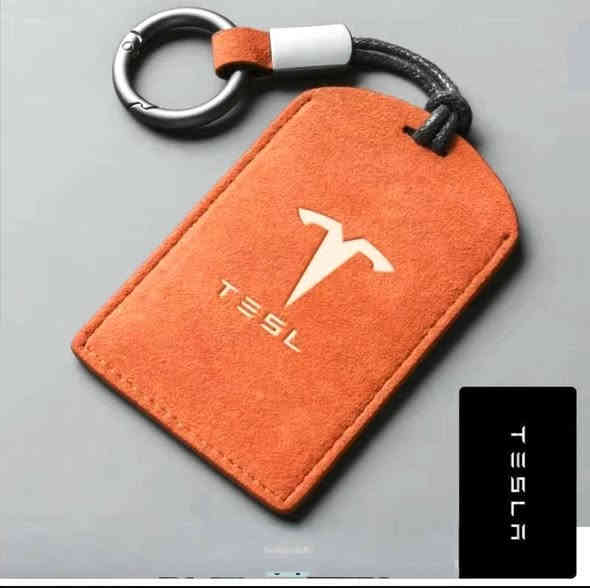 سلام عليكم... من رخصة الادمن متوفر كفرات بصمه مال تيسلا ب ٣ اللوان.... سعر القطعه 8 الف لجميع اللوان ويتوفر توصيل بغداد 5 الف محافضات 6 الف للحجز مراسلة على خاص او الاتصال متوفر وتساب ***********
