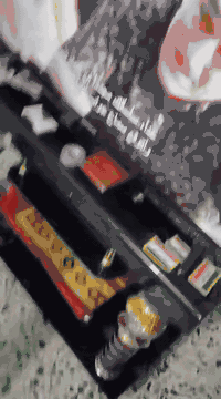 اللهم صلِّ على محمد وآل محمد 
واسعد الله صباحكم بكل خير 
اخوان سبلت طنين نظيف
اخو الجديد للبيع سعرة  250
العنوان الكريعات يم جسر العبرة 
اوهذا رقمي ***********
 والشراي يتصل
