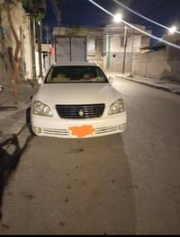 شاهينة ادوات شاصي 82 موديل 2004 مكفولة كفالة عامة رقم 07773759790