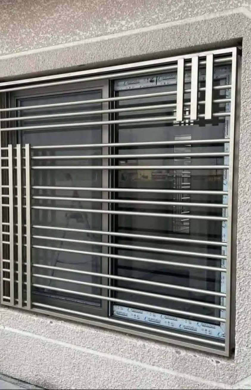 عمل كافة أنواع الحداده 
سقائف ابواب شبابيك 
اسعار مناسبه ودقه في العمل وسرعه في الانجاز 
***********وتساب
