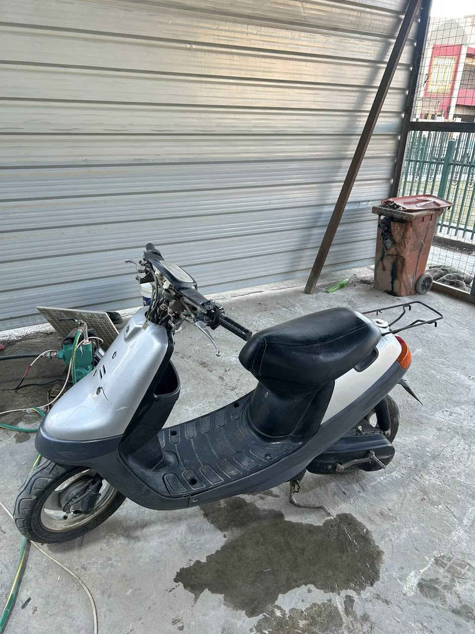 سلام عليكم بطه للبيع مكاني بغداد كاظميه دراجه مابيه نقص وكصه مالتها موجوده متواجد واتساب ***********
