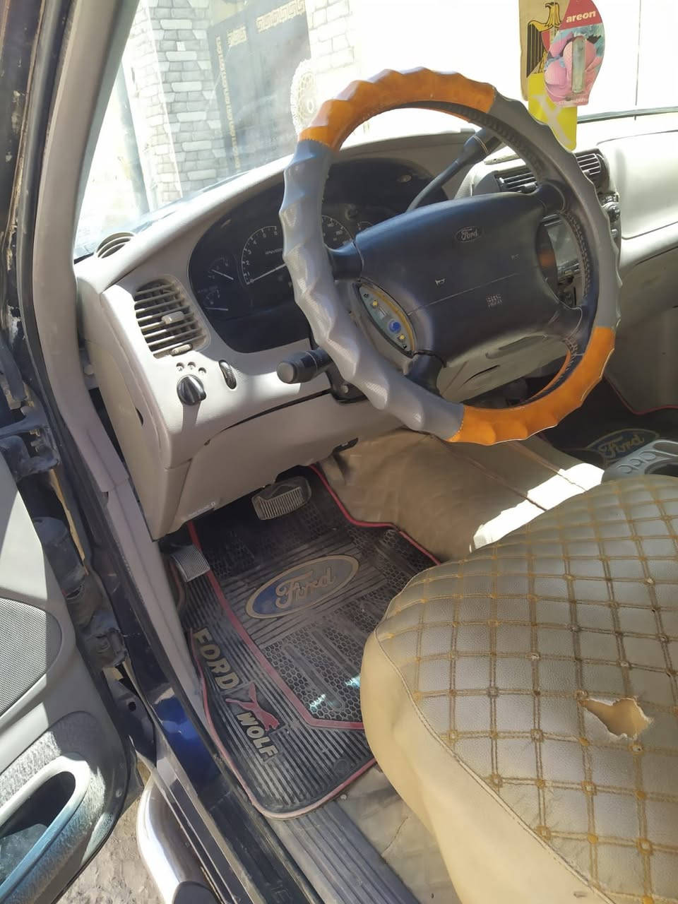 السلام عليكم سياره فورد اكسبلور مديل ٢٠٠٠محرك وكير جاهز من كلشي السعر ٧٥
الرقم ***********
