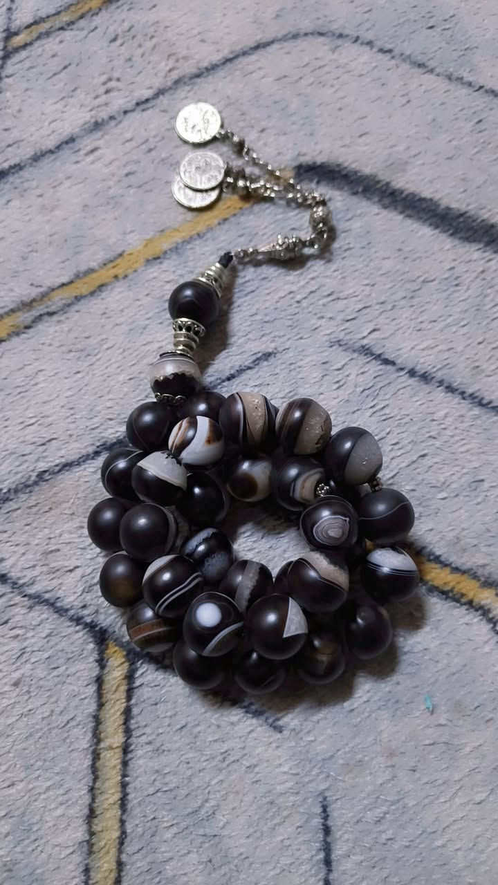 سبحه عقيق جزع للبيع سبحه خشنه حيل العنوان الحيانيه شارع المدارس


**إذا كنت صاحب هذا الإعلان وتريد حذفه لأي سبب، رجاءا أرسل رسالة إلى الدعم الفني**