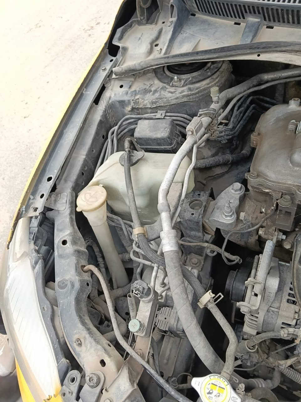 سلام عليكم كورلا موديل ٩  بيع كوم حديد  سعر ٦٠ قفل  تخم تاير جديد  سياره حلوه بس ابيعلك كوم حديد سياره باسمي  ***********مكاني بغداد
