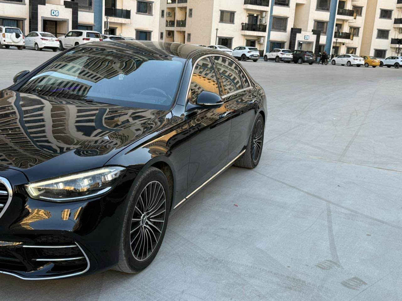 مارسيدس s580 موديل 22 وارد امريكي جاهزه من كلشي 
*********** Singapore
