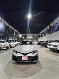 كامري LE • ٢٠٢٤ • ٢٥٠٠٠ كم