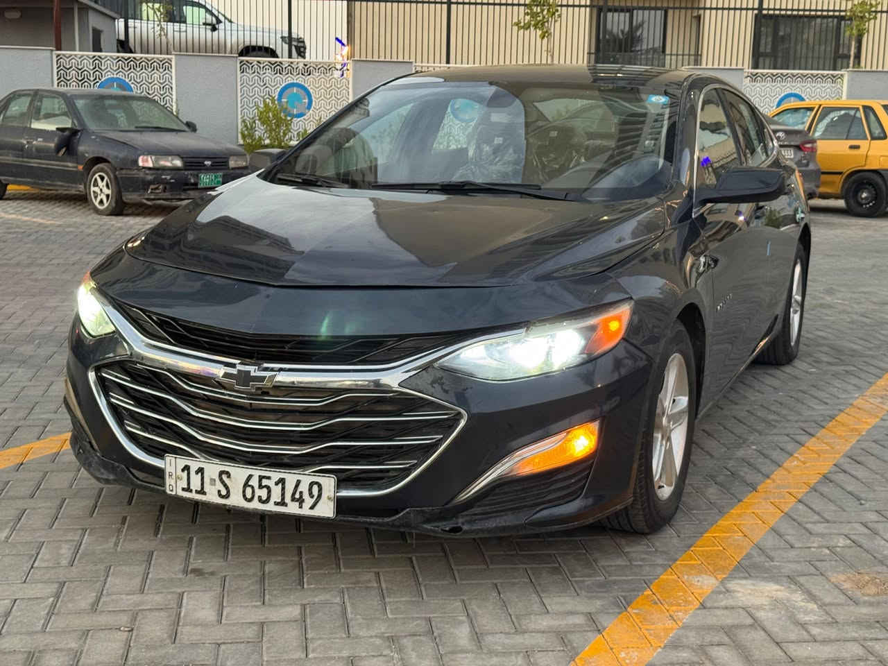 السلام عليكم
شوفرليت ماليبو 2020 

حادثها جاملغين وبنيد  سياره جاهزه بدون نقص 

مواصفات 

بصمه 

شاشه 

كأمره 

تحكم ستيرن سياره جاهزه بدون نقص 

مكانها بغداد حي الجهاد 

السعر 103 $ 

رقمي ***********
