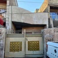 بيت الايجار الشعب نهايه الفورتات 100 متر الاستفسار 07707960499