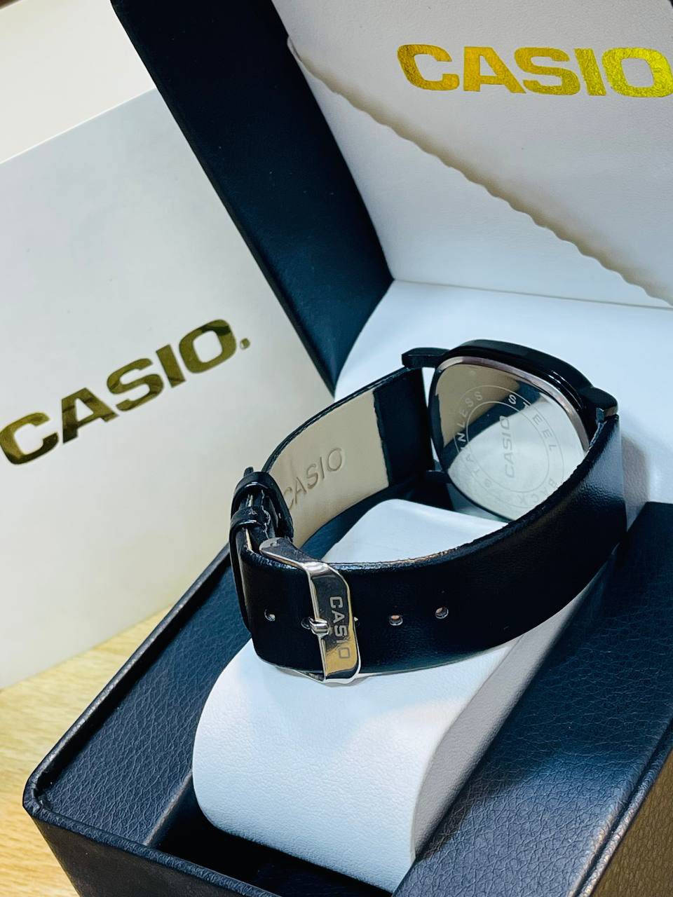 ساعة كاسيو - CASIO ✅
جلد اسود ساعة رسمية كلاسيكية 
خفيفة الوزن و مقاومة للماء ( رذاذ) 
السعر : 5 الاف فقط


**إذا كنت صاحب هذا الإعلان وتريد حذفه لأي سبب، رجاءا أرسل رسالة إلى الدعم الفني**