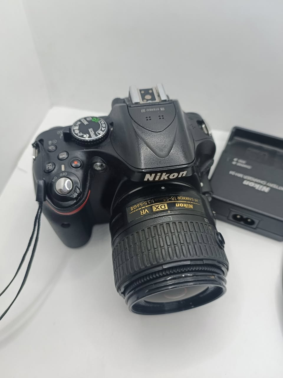 نيكون 5200 نضيفة جدا كاملة 
ملحقات /شاحنة/بطارية /رام32كيكة/جنطة /حزام 
السعر 275الف كامرة قوية ونضيفة شوفة عينكم
مكاني كربلاء الحر الصغير توصيل 
توصيل حسب الاتفاق


**إذا كنت صاحب هذا الإعلان وتريد حذفه لأي سبب، رجاءا أرسل رسالة إلى الدعم الفني**
