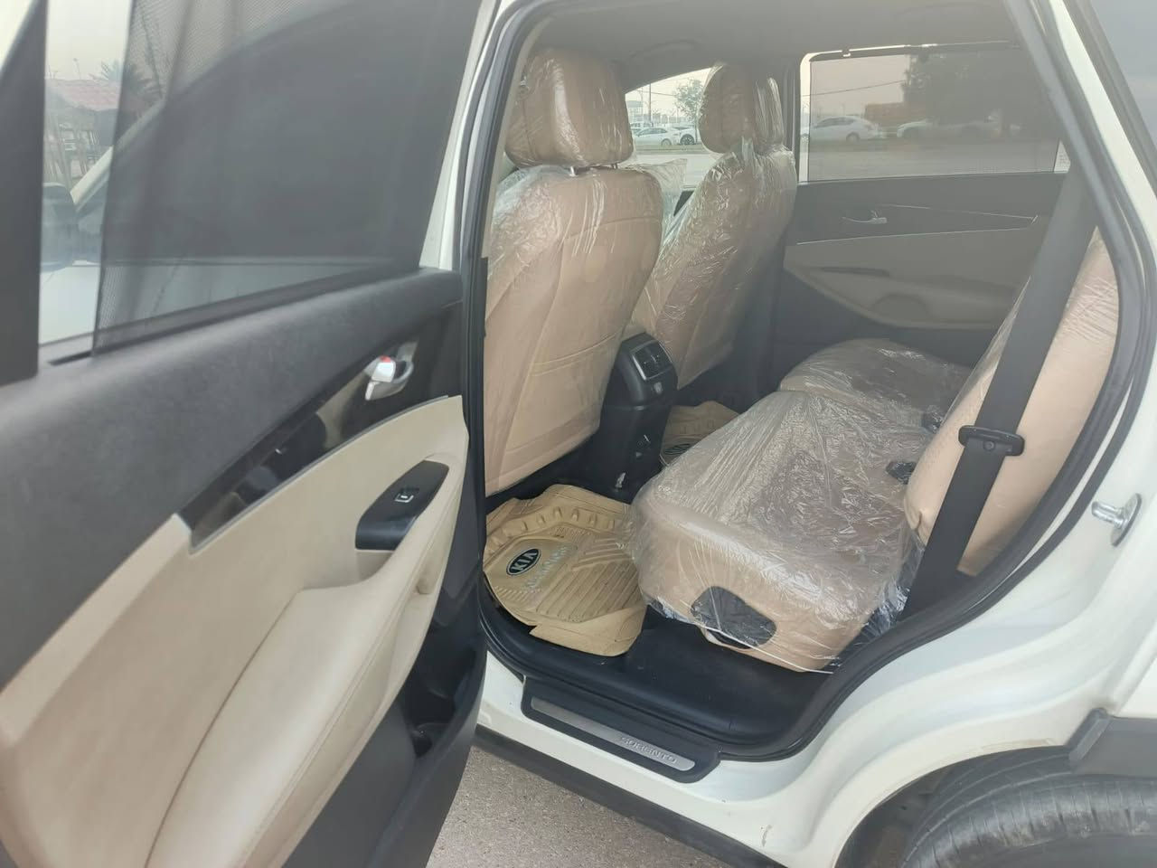 السلام عليكم سياره نوع سورنتو خليجي موديل 2017 فول موصفات عده الفتحه كفاله عامه من صبغ وتبديل وضربه السياره جديده مال جناي سته اسلندر سبعه راكب 3قطع تبريد مري شفط جنطه كهربائي باب ترحيب باب لد كشنات جلد كشنات كهربائي فول ماشيه 45 فول السياره العنون كربلاء السعر 227 رقم الهاتف ***********
