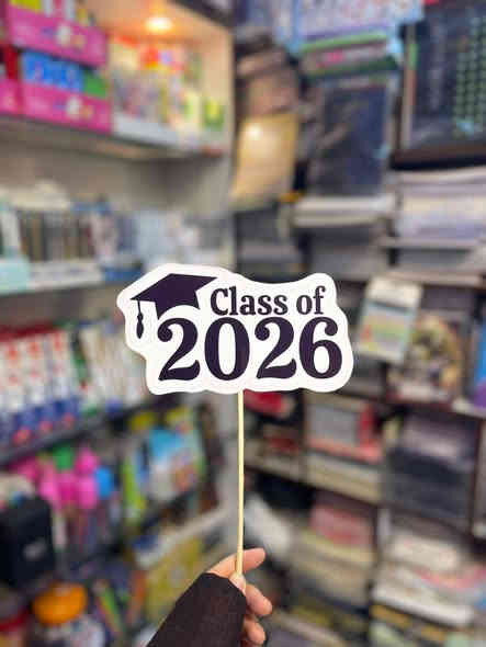 🎓✨ استيكرات وصور وشهادة تخرج مميزة بأشكال مختلفه نشتغله حسب الطلب 

احتفلوا بتخرجكم بأجمل التصاميم 💫
📍 اطلب تصميمك الخاص  وخلّ تخرجك يبقى ذكرى ما تتنسى 🎉
مكتبة المستقبل للاستنساخ والطباعه   
#العنوان_المسيب_تقاطع_شارع 
المستشفى مقابل استوديو العماد
#للاستفسار***********
