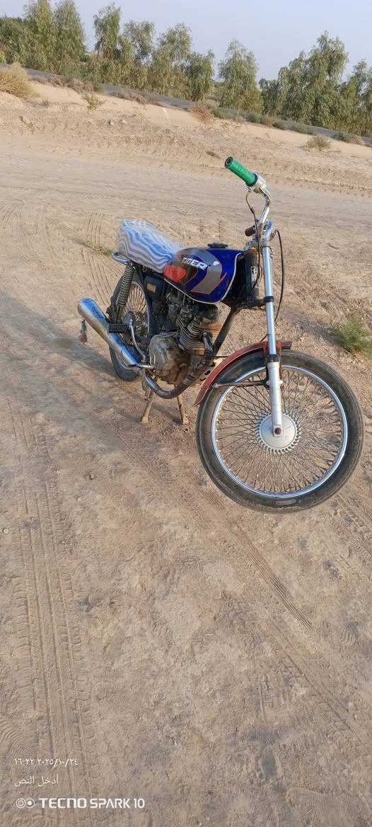 ***********
***********
2021
400
