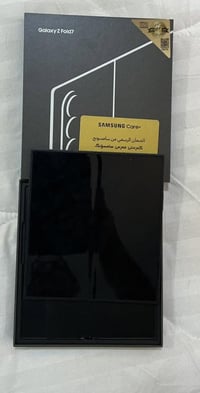كالاكسي z fold7 ذاكرة 512 ضمان عين الفهد مستخدم جدا قليل مع الكارتونة ...