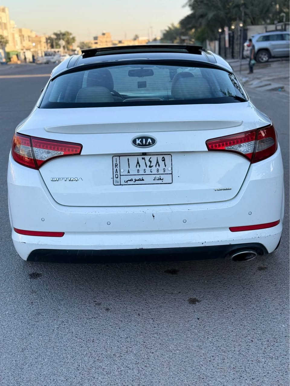 السلام عليكم 
كيا اوبتما  2011 خليجي رقم بغداد تحويل مباشر باسم صديقي سنويه نافذه صار اسبوع فول مواصفات 1/1 محرك 2000 دوش مامفتوح كير مامفتوح سياره جاهزه مابيها نقص بيها صبغ باب سايق وربع جاملغ امامي ونص جاملغ خلفي المجموع قطعتين صبغ بدون دواخل بدون ضربه ماشيه 132 الف حقيقي سياره احلى من صور وعندي فديو  توضيحي الها لاتخابرني تكلي شبيها مابيها سونار موجود بالمنشور
السعر/113$ ومجال قليل بيع او مراوس.
العنوان/بغداد-الاعلام قرب تقاطع درويش
*********** واتساب بغداد, العراق
