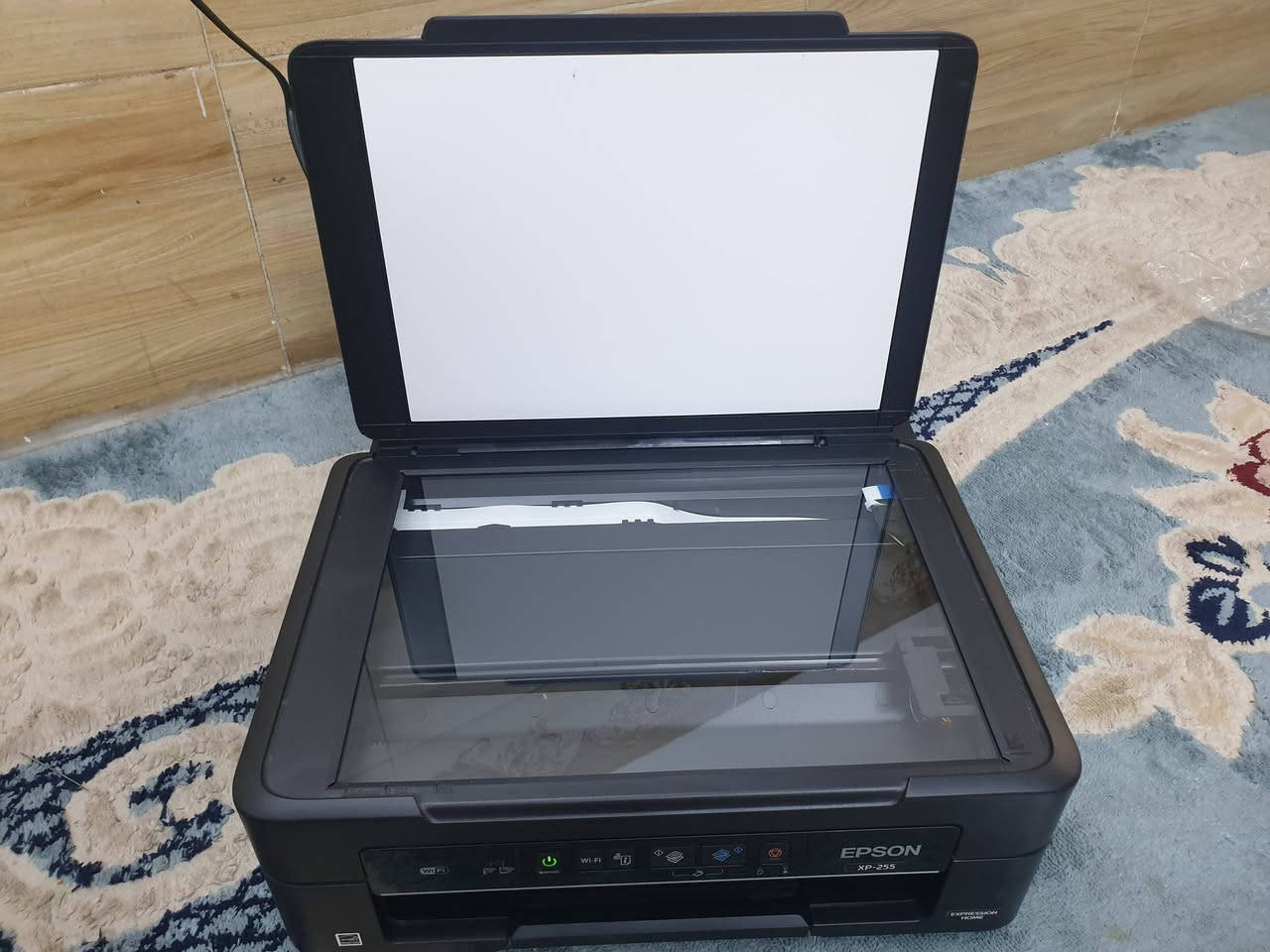 طابعة ابسون xp-255
شغالة كهرباء نضافة ٩٠ %
السعر ٣٠ الف
 *********** واتساب
