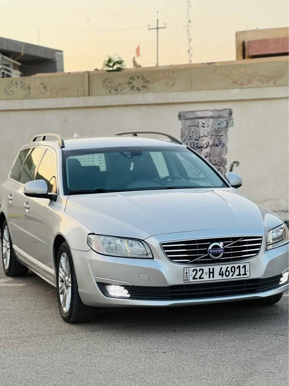 فالفو 2016
سيارة مكفولة من الصبغ

وميكنة وكير مكفوله

بس افلنجة وحدة عوزه

بيع للحاجة ما بيه اي شي
مكانه بصرة ابسمي 

***********
