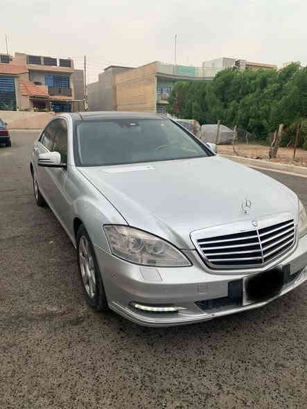 السلام عليكم 
للبيع مارسيدس موديل 2007 

فول مواصفات بانوراما السيارة 

لارج الباب طويل حجم 350 محرك 6 سلندر 
سيارة مكفولة عدا جاملغ الخلفي فقط صبغ بدون دواخل 

مكان السيارة بغداد 
السعر 175 ورقة وببها مجال بسيط
رقم هاتف ‭***********
