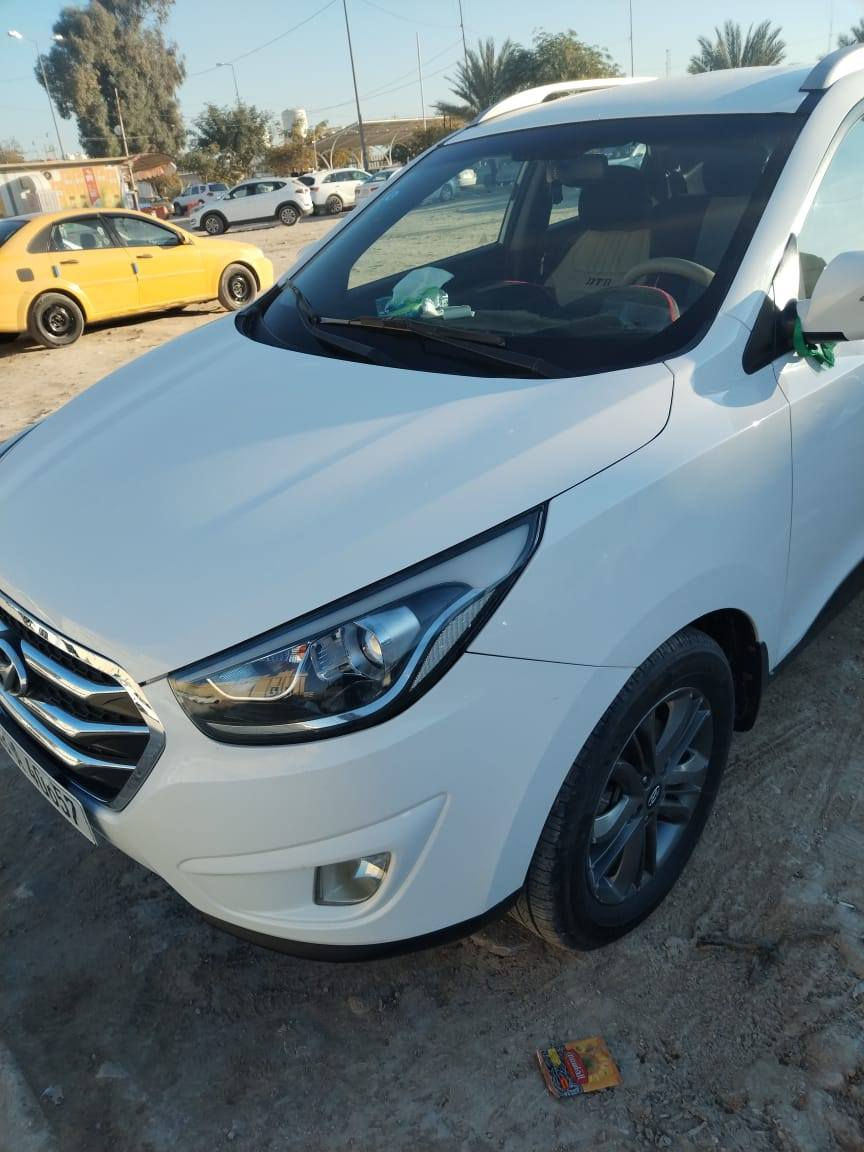 توسان 16خليجي مكفوله من الصبغ جاهزه حداديه تبريدتدفئه كيرمحرك مكفول شرط التحويل رقم بابل ماشيه 210الف السعر 165مكانه بابل محاويل ناحية الامام الاتصال على الرقم ***********
