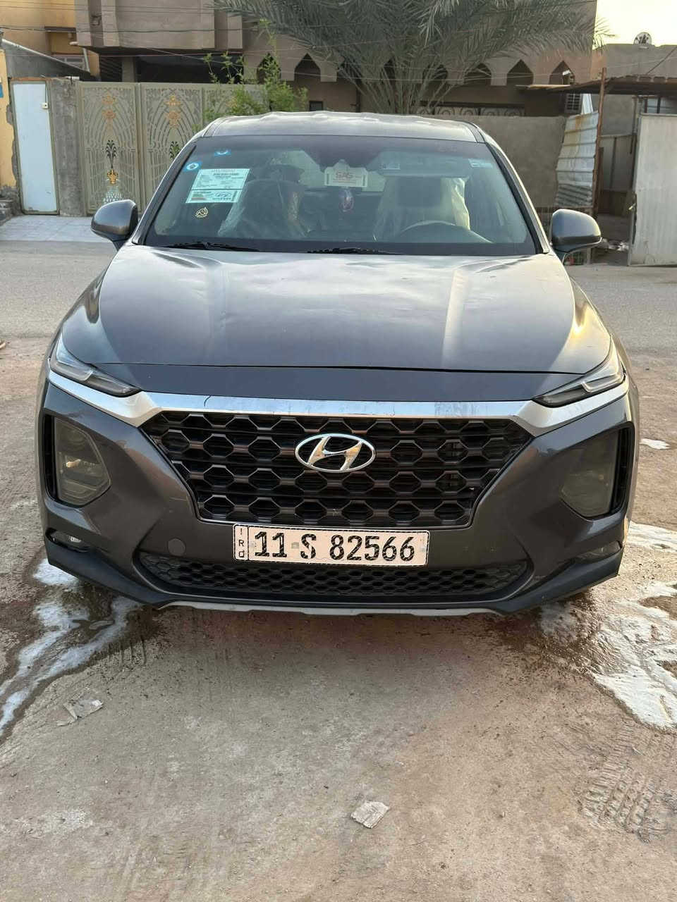 السلام عليكم
سنتافيه موديل 19 بغداد نكليزي تحويل شرط 
مكينه وكير وتبريد وحداديه لوك.   
اربعه سلندر. 5راكب.  
مراوس يرهم.  مكاني ناصريه 
ملاحظه بيها اربع قطع باب وتكمه اليمنه مصلحه وبنيد وجاملغ.   تجي وتكلب وتفحص سونار. 
السعر 150 بيها مجال 
***********
