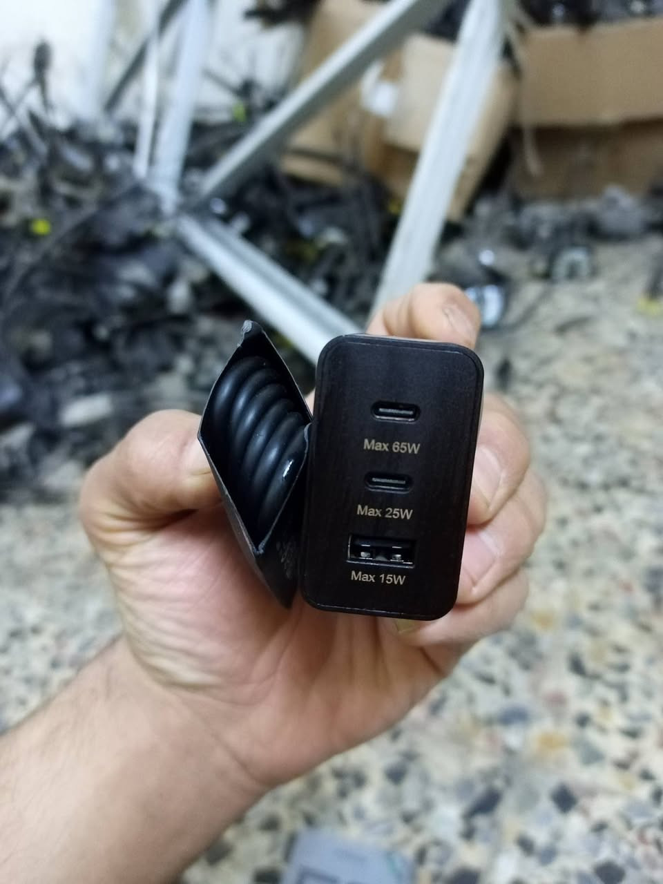 السلام عليكم ورحمة الله وبركاته
كارتون انفنكس كامل حت الماكسيف
السعر/35 الف فقط

شواحن سامسونج اصلي وكالة مال الترا
65 واط شحن سريع
السعر/35 الف فقط

مكاني بغداد البلديات
شاري اتصل ***********
توصيل ماعندي اعتذر
والأسعار جوا الشوك شرط
والماعنده على حسابي
