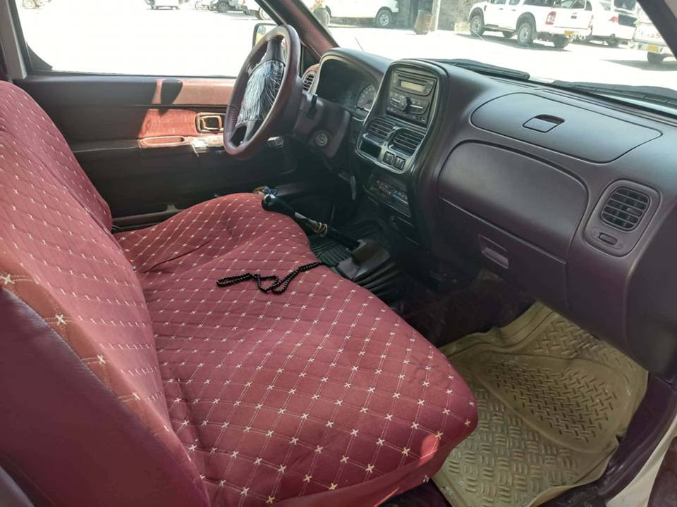 نیسان پیکاب بۆفرۆشتن مۆدیل (٢٠٠٧)سەیارەکە زۆرخاوێنە پێویست بە وەسف ناکات ناو سور گێڕو مەکینەو ئەکسلی بەشەرت تەحویلو غڕامەو بڕانەوە بەشەرت تەنها نیوجامڵغی بۆیاغە بێ دەعمو لێدراو ڕەقەمو سەنەویی هەموی نوێیە تاکو (٢٠٢٧)پارەی ژینگەو ڕێگاوبانی دراوە بای (118)گەڵاو معامەلە کی کەم لە خەلەکانە بۆ زانیاری زیاتر تێل بۆخاوەنەکەی بکە (***********_*********** دخان, السليمانية
