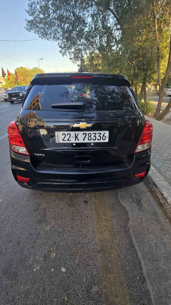 سيارة شوفر وارد امريكي من نوع TRAX موديل 2021 المحرك 4 سلندر 1400 تيربو , نظيفة وحادثها بسيط ماشية 124,000㎞ ,
السعر 10,400$ دولار.
 العنوان العراق بغداد .
للتواصل ***********
