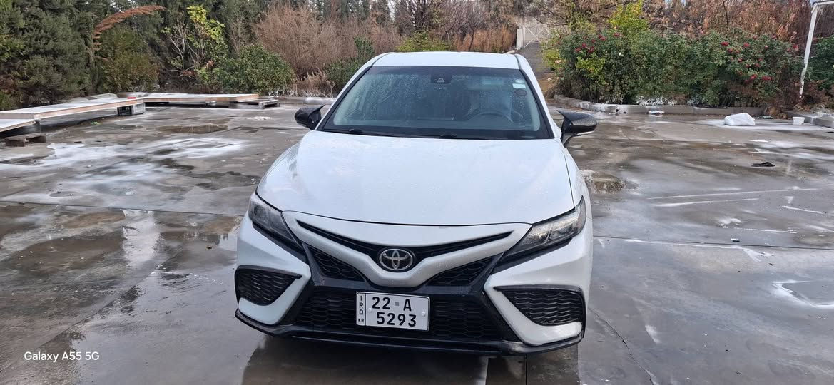 تويوتا كامرى ٢٠٢٢ 
مواسفات Se 
رەنگی سمۆکی  
پشت و پێش کەپس    ئێرباگەکانی  بیلادیە  تەنیا شانەکی تەقیە  چاملغى دواوه له گەڵ  دەرگای دواوە سبوغه 
کوشین نیو جلد
رادار 
بەردی گزۆز بەشەرت
گیر لە سوکان
سێ نیزامی لێخورین
تبرید لمس
سەنەوی نوێیە
نرخی ٢١٥ وەرەقە
بۆ پەیوەندی ***********
***********
سەیارەکە هەمو شتەکی بەشەرتە أربيل, العراق
