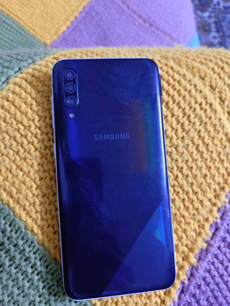 سامسونج A30
يحتاج تبديل شاشه 
مكاني بغداد ***********
