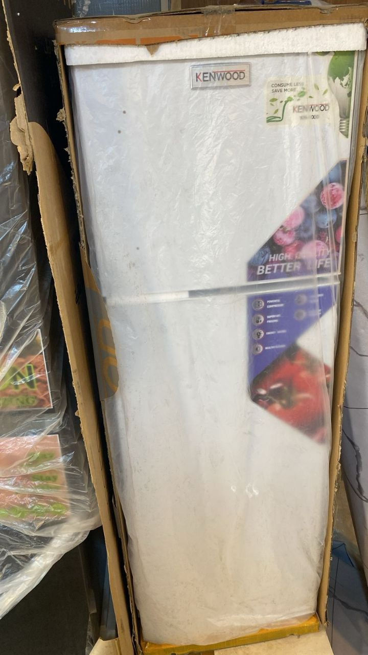 ثلاجه كينود حجم 14قدم ظمان سنتين

السعر ٤٢٠ الف

متوفر خدمه توصيل بس

*********** الاستفسار واتساب
