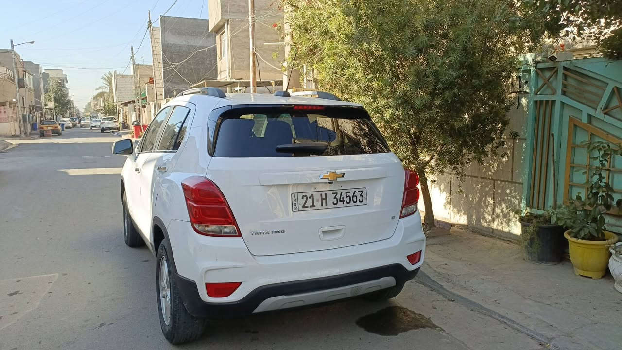 شوفرليت تراكس امريكي 2020 ضرر بنيد ودعاميه ماشيه 85 كيلو 
السعر: 112
***********
