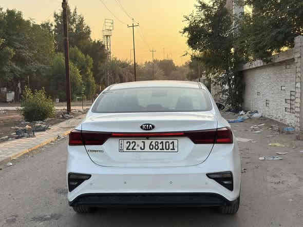 سلام عليكم كيا سيراتو موديل 2021 رقم اربيل بسم عربي تحويل مباشر سياره نضيفه جدآ محرك ١٦٠٠ دوش بيها نص جاملغ امامي صبغ  فقط سعر ١٤٨ مكاني بغداد الشرطه الرابعه هاتف ***********
