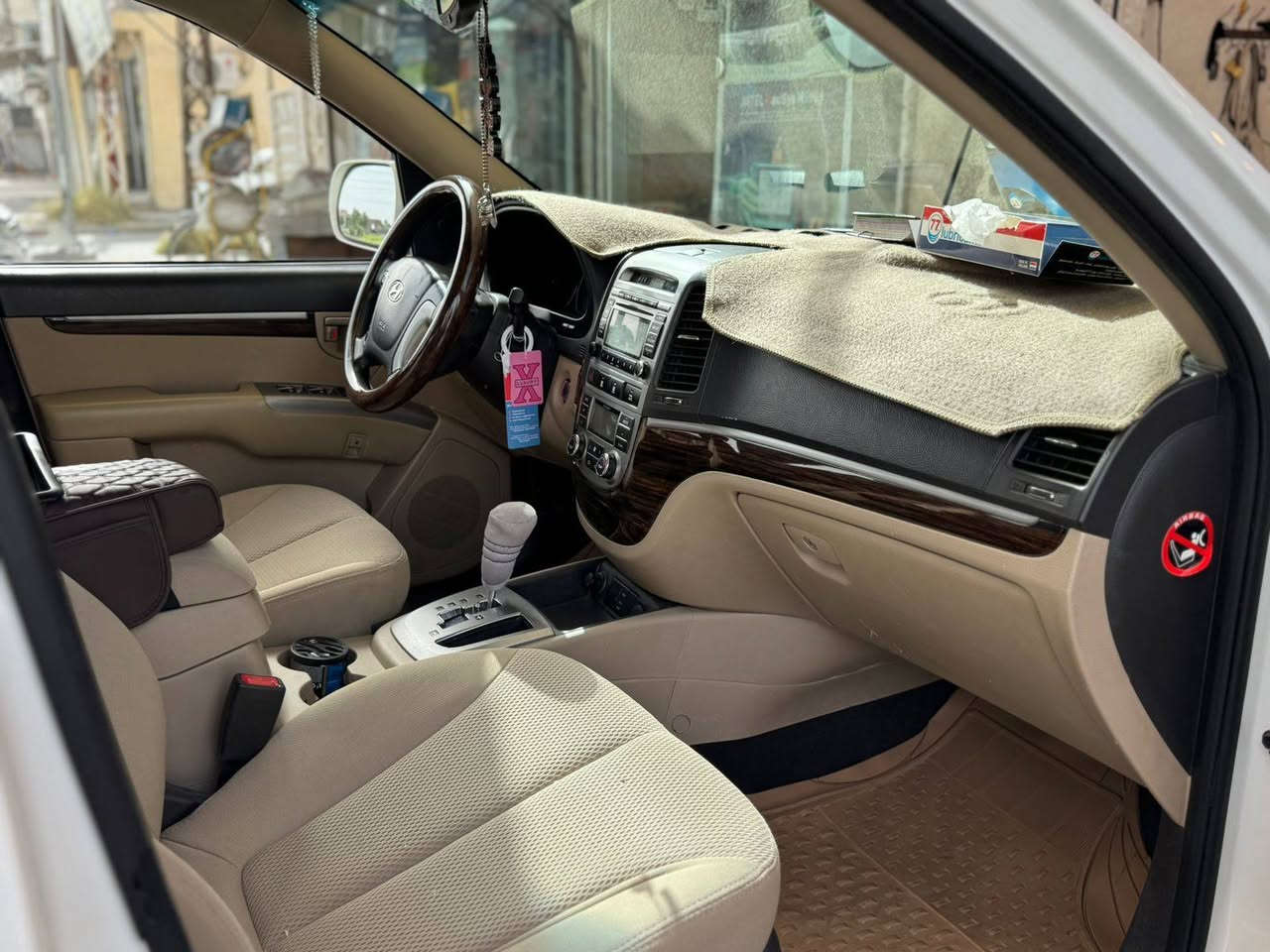 السلام عليكم
هونداي سنتافيا 2011 فول مواصفات خليجي مكفوله من الضربه والصبغ مكينه وكير بلاد شركه
بصمه تشغيل وابواب بصمه
كشنات كهرباء
سلايت طكتين
7راكب
6سلندر
مري شفط كهرباء
تبريد 3قطع
لايت زنون
مكينه 3500
فور ويل 
السعر 175ورقه وبيها مجال
مكاني بغداد الغزاليه ***********
