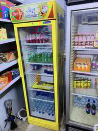 عارضات • نظيفه