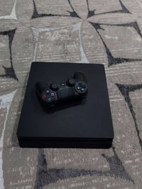 بلايستيشن 4 سليم • ٥٠٠GB • بدون تهكير