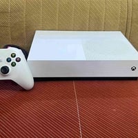 اكس بوكس وأن إس سعرة 185 🔒الرقم 07700219818