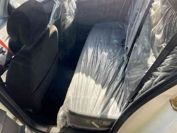 سلام عليكم ، سمند دنا 2025 ماشيه ٤ ألف وقابل للزياده بدون رقم بيها منفيس بأسمي المشتري هوه يرقمه، مواصفات تحكم ستيرن جهتين شاشه وكامره وحساس خلفي وجانبي كشنات كهرباء السايق والراكب مري كهرباء أشاير بل مري، بيها فقط شخط كد إصبع لا أكثر بل جاملغ الخلفي فقط، العنوان،، بغداد، الكريعات، قرب الوقف السني، *********** غزوان
