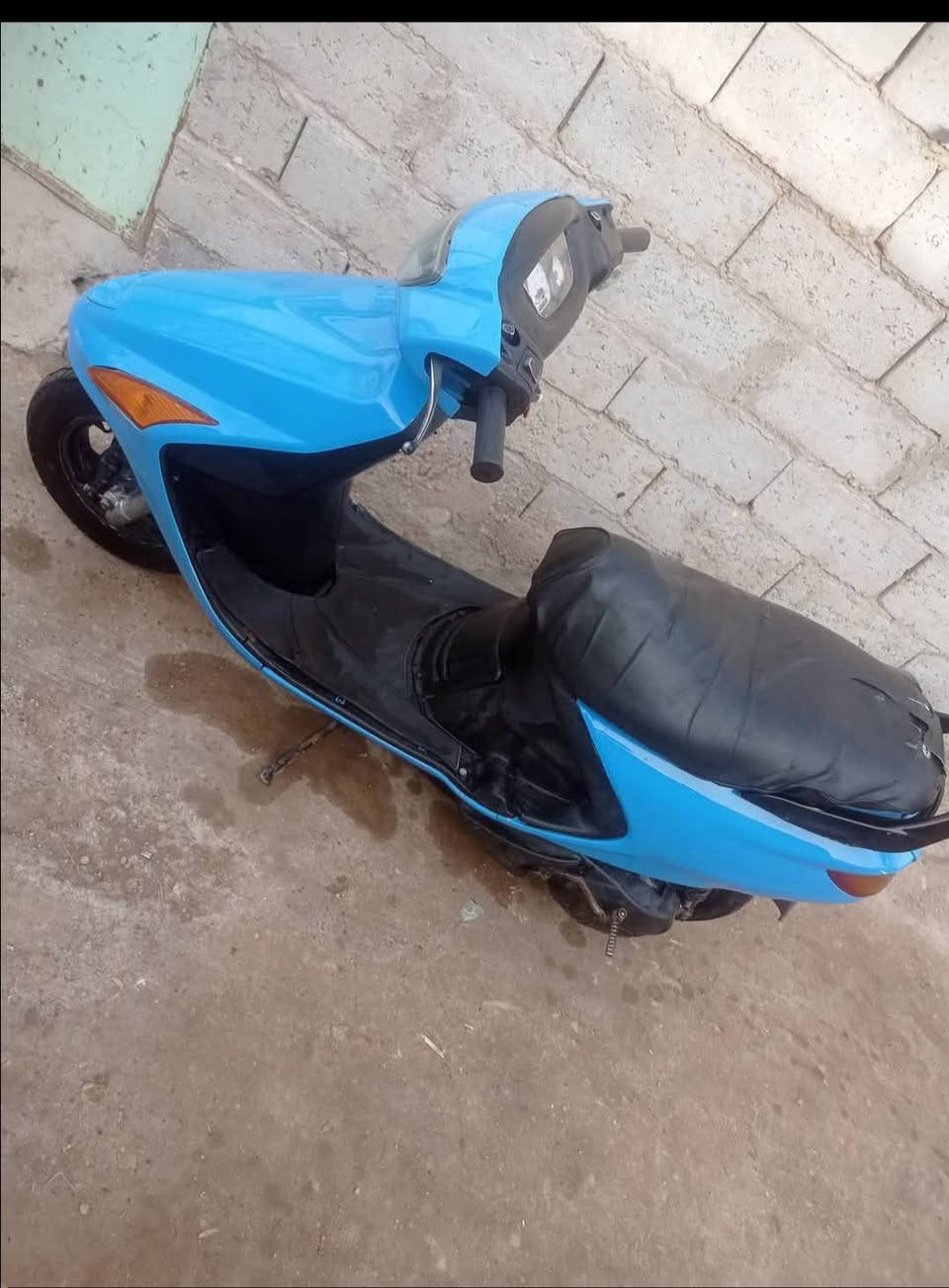 دراجه البيع كامله مابيه اي شيء السعر 300بيه مجال الشاميه الرقم ***********
