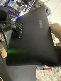 شاشة فيليبس ٢٧ • Momentum ٢٧٢ • ١٤٤ هرتز