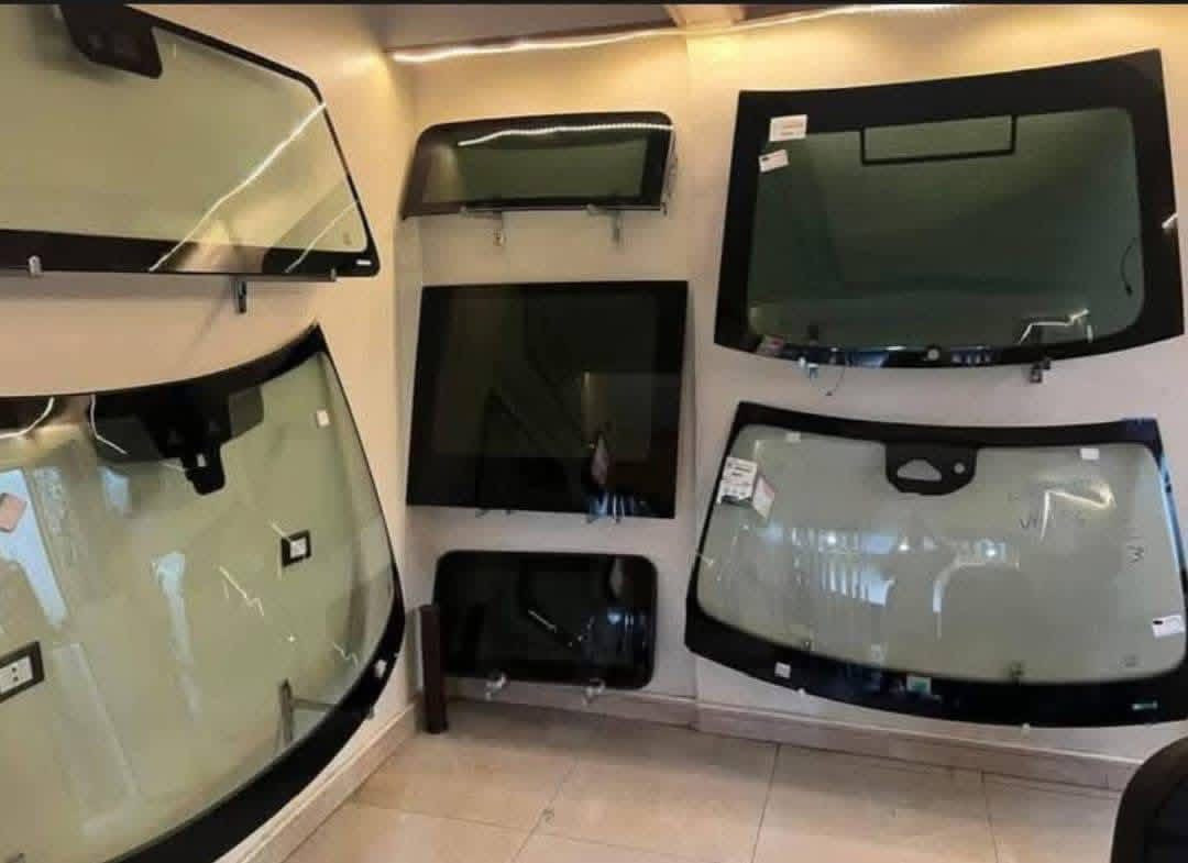 *********** ✅يتوفر لدينا جميع انواع زجاج السيارت وتبديل جميع انواع الزجاج المضلال ويتوفر لدينا جميع انواع السايد روف وال بنورما 
*********** بي وتساب ✅
الاصلي ونوعيه درجه اولى ✅
سليكون ضد الماء ✅
ضمان 3 سنوات من الوكيل مع وصل الضمان ✅
ويتوفر لدينا شد موقعي يعني نجيك ال باب بيتك او مكان عملك
مع ضمان الشغل والعمل الموقعي ✅
موقع المحلات ساحة الطيران بادارة أبو الشوش ✅
اهلا وسهلا بيكم ✅
