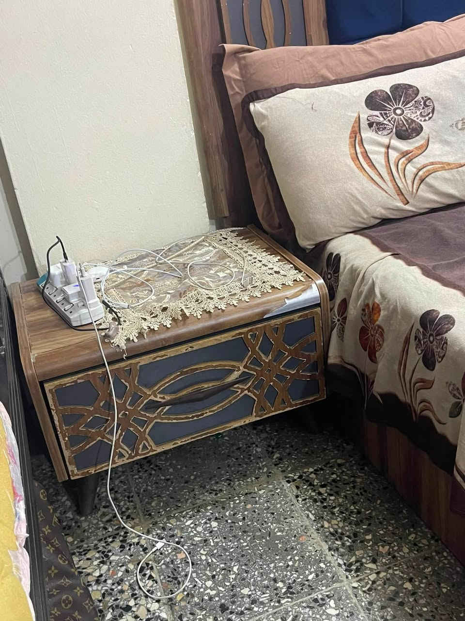 السلام عليكم غرفه نوم تركي مستخدم للبيع مكاني الاعظميه واتساب موجود ***********
